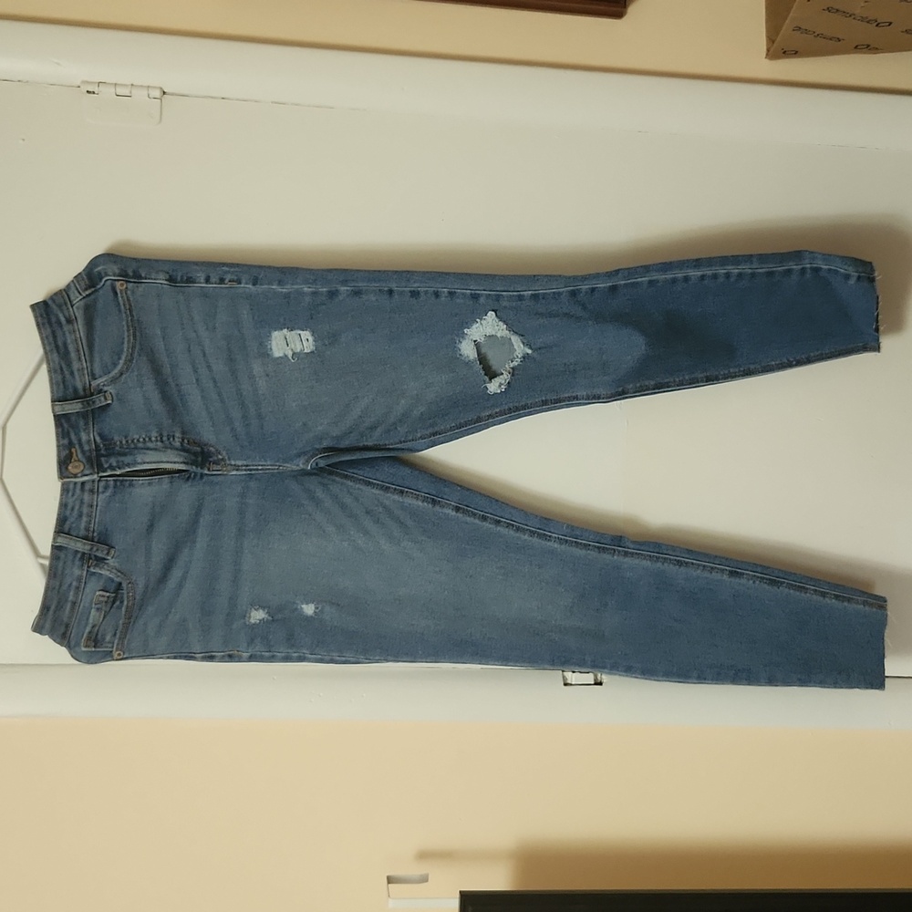 Size 6 Old Navy Skinny Jeans